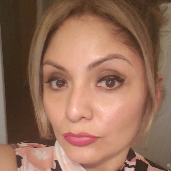 Meet your Posher, Lilly - Picture 1 of 1